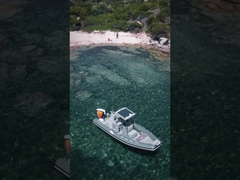 Painel solar flexível no iate 2